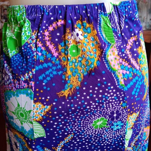 1OF1 Small True Vintage Mod Hippy Skirt Floral Elastic Waist Purple Green 1970's - Picture 4 of 5